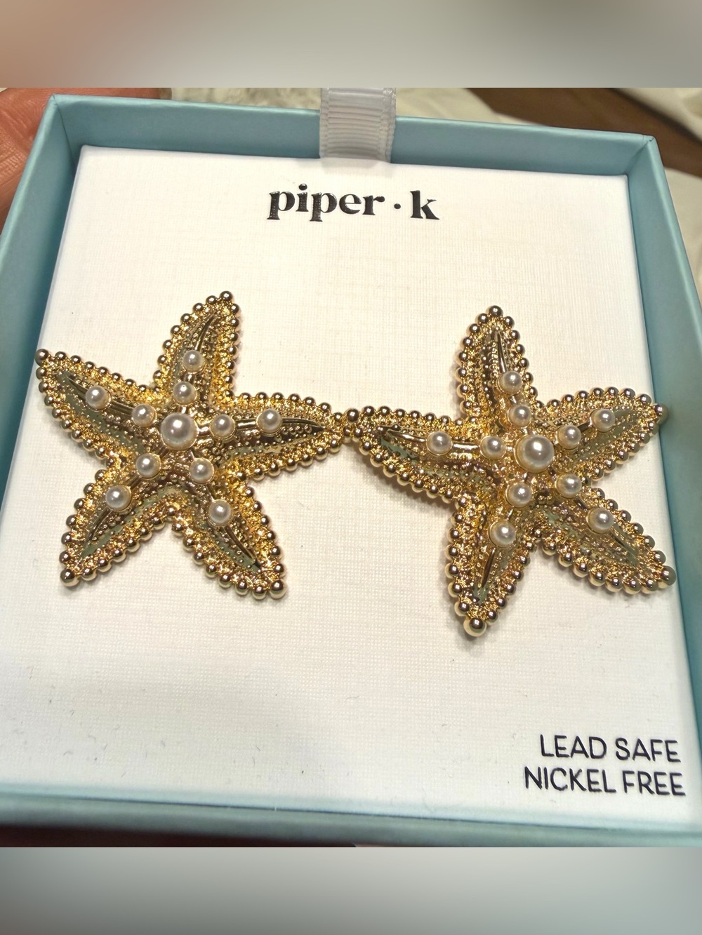 NWT Piper·k Gold Starfish Earrings with Pearl Accents